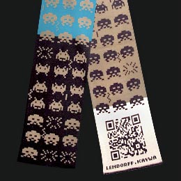 Space Invader QR-Code scarf